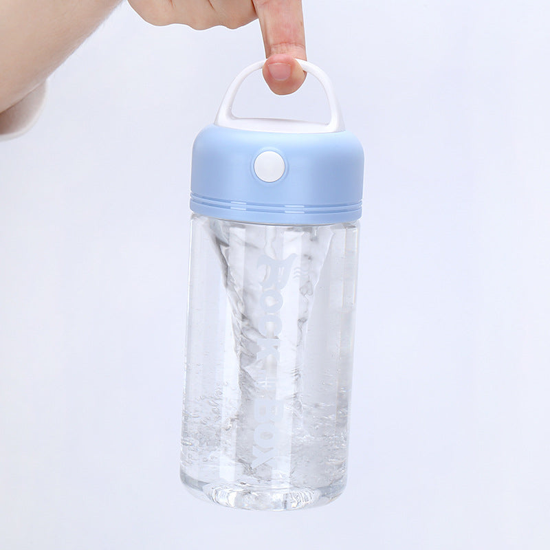Sähköinen sekoituspullo, tyylikäs muotoilu, BPA-vapaa, vuotamaton, 450 ml kapasiteetti, ergonominen, kannettava gadget.