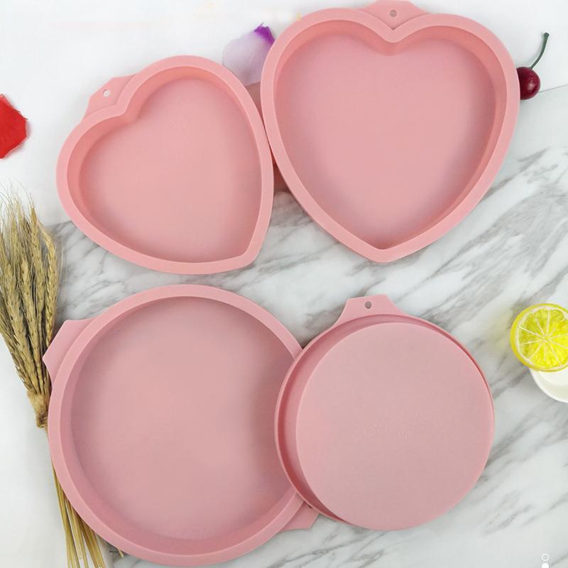 Silikone Bake Pro lagkageform, rund form, pink. Velegnet til farverige regnbuekager.