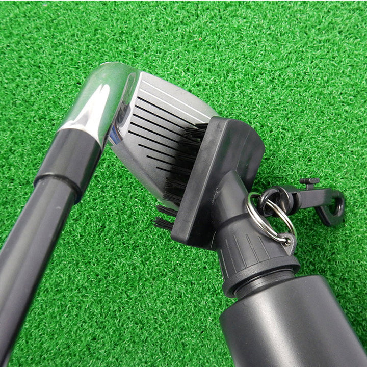 Effektiv golfkøllerensebørste med store nylonbørster og ergonomisk håndtag. Egnet til mænd og kvinder.