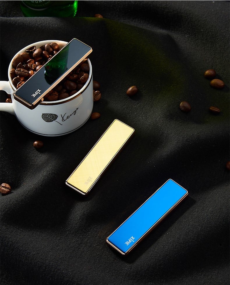 "Tyylikäs metallinen tuulenpitävä USB-sähkösytkäri ohut runko, tuulisuojaava, ladattava, moderni muotoilu"