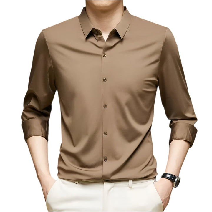 "Tyylikäs miesten rypistymätön business casual paita, yksivärinen, pitkähihainen, sopii monikäyttöisesti eri tilaisuuksiin."