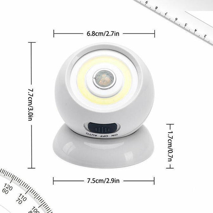 Genopladelig LED-sensorlampe til hjemmet, justerbart 360° hoved, hvidt design, praktisk vægmontering.