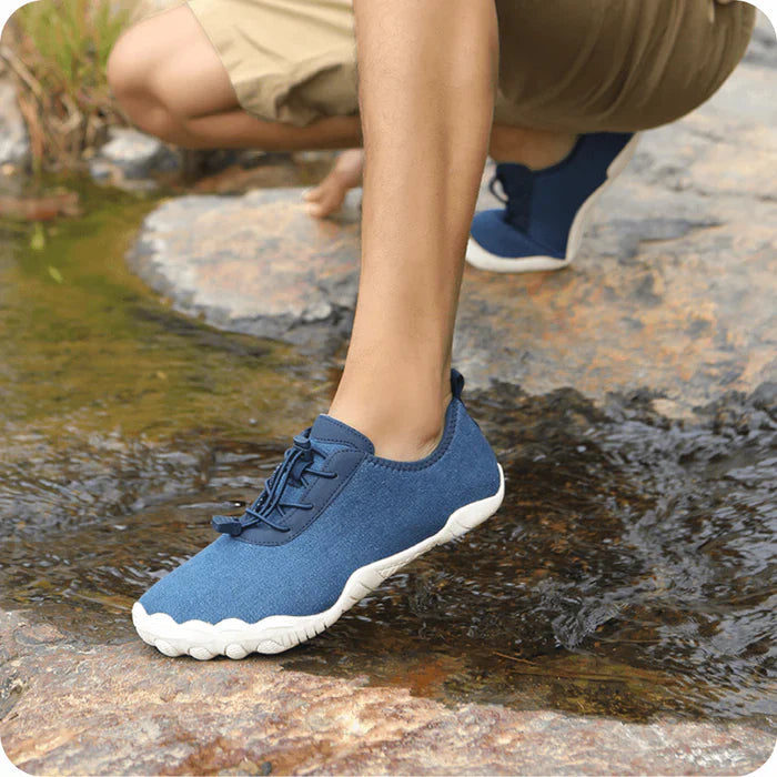 "Unisex barefoot kengät, kevyt ja hengittävä kangas, ergonominen pohja, tyylikäs luonnollinen muotoilu edestä katsottuna."