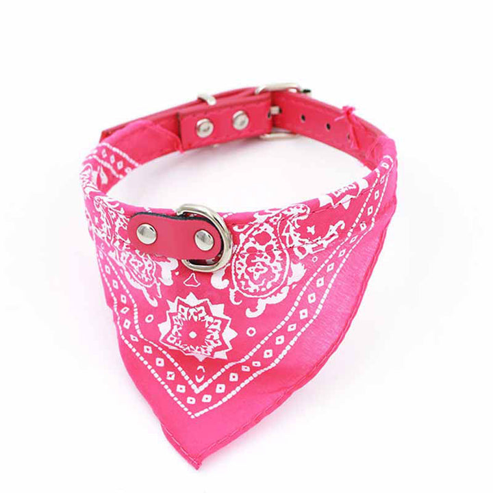 Unisex justerbar bandana-halskæde til kæledyr, flerfarvet, med elegant mønster og behageligt materiale.