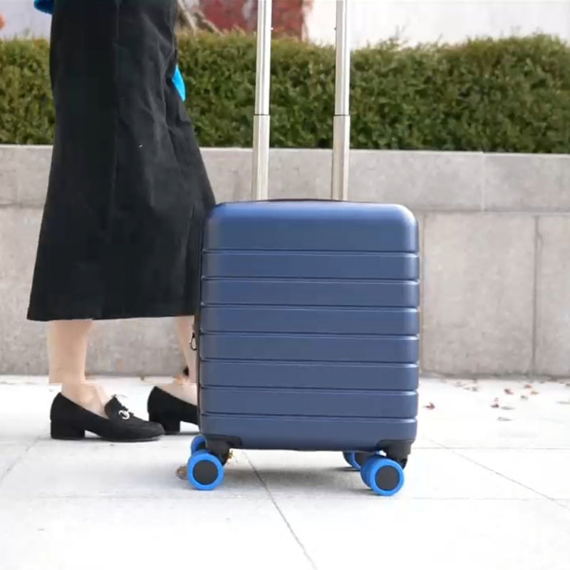 Unisex silikone kuffert hjulbeskyttere, trendy farver. Beskyt hjulene og reducer støj.