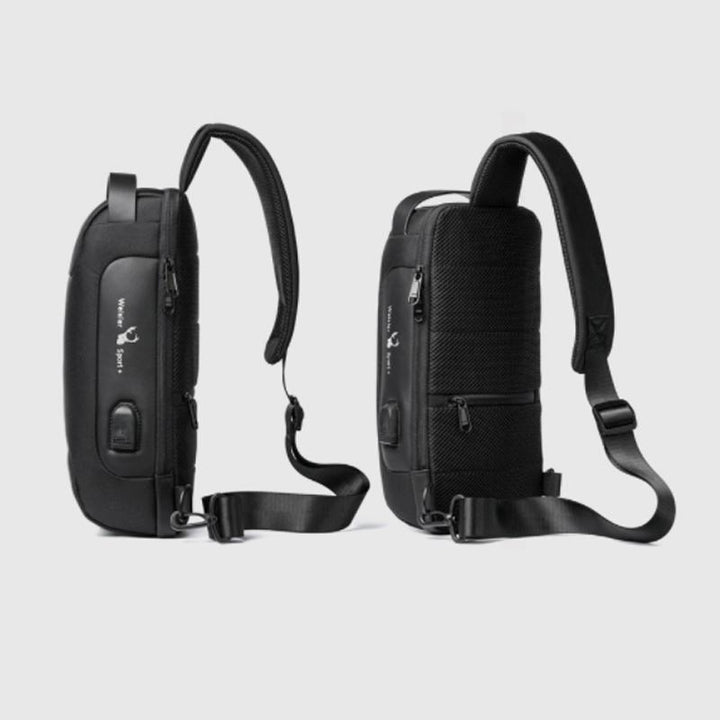 Unisex vandtæt motorcykel brysttaske med USB-port, sort Oxford-stof og flere lommer, stilfuldt design.