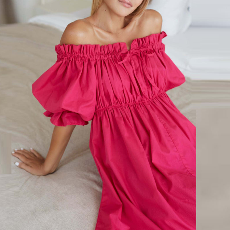 Lyserød dame legesyg mini kjole, off-shoulder design, pufærmer, elastisk talje, sommerkjole.