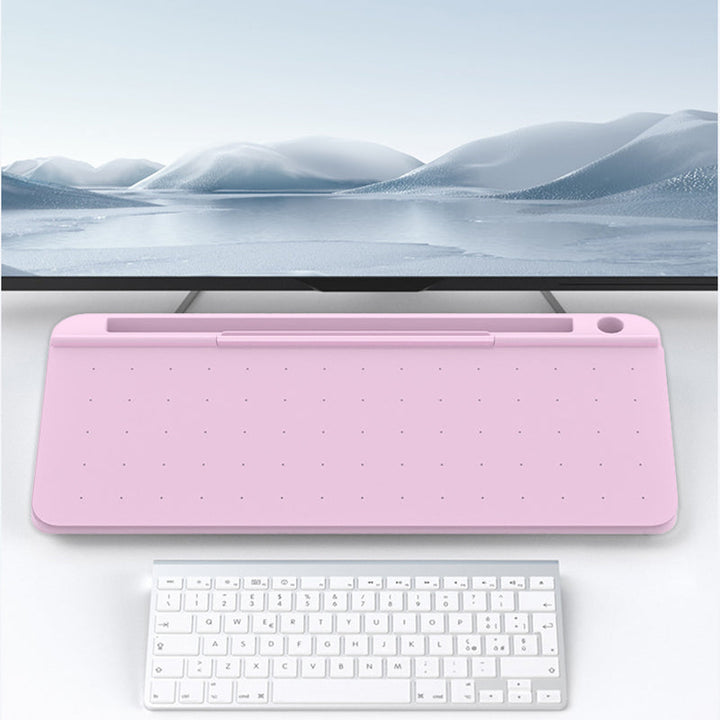 Pink tavle organiser til skrivebord, slankt design, indbygget opbevaring og penne inkluderet.