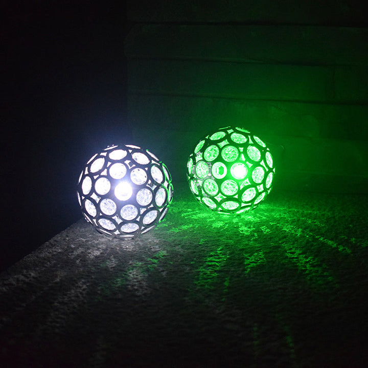 Vandafvisende, solcelledrevet udendørslampe; elegant design, hult lys, flerfarvet LED-lys til haven.