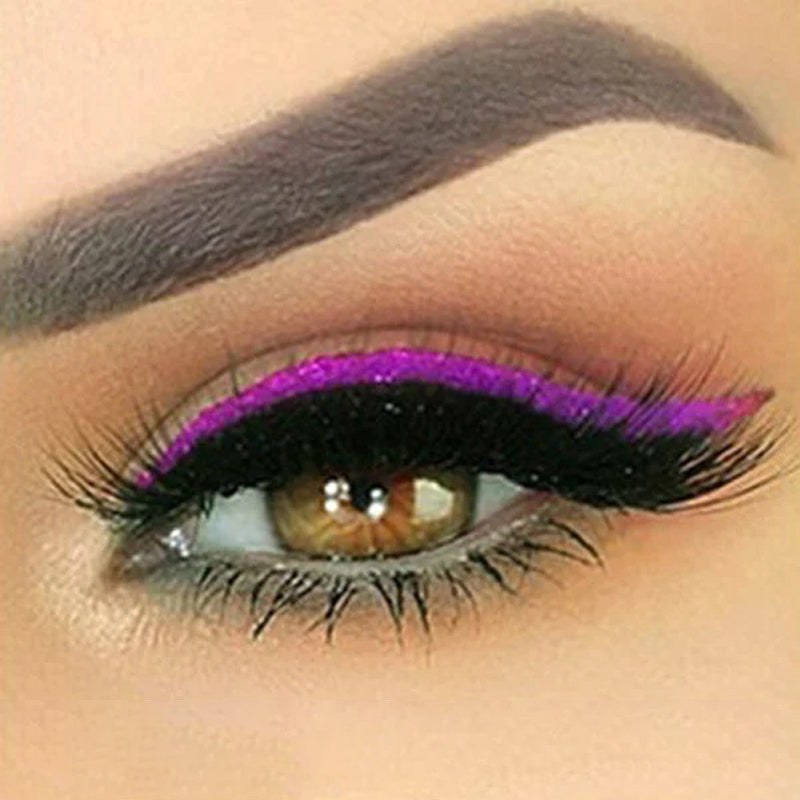 Vandtæt eyeliner- og vippeklistermærke, smukke farver, blødt look, genanvendeligt, fremhæver naturlig skønhed.