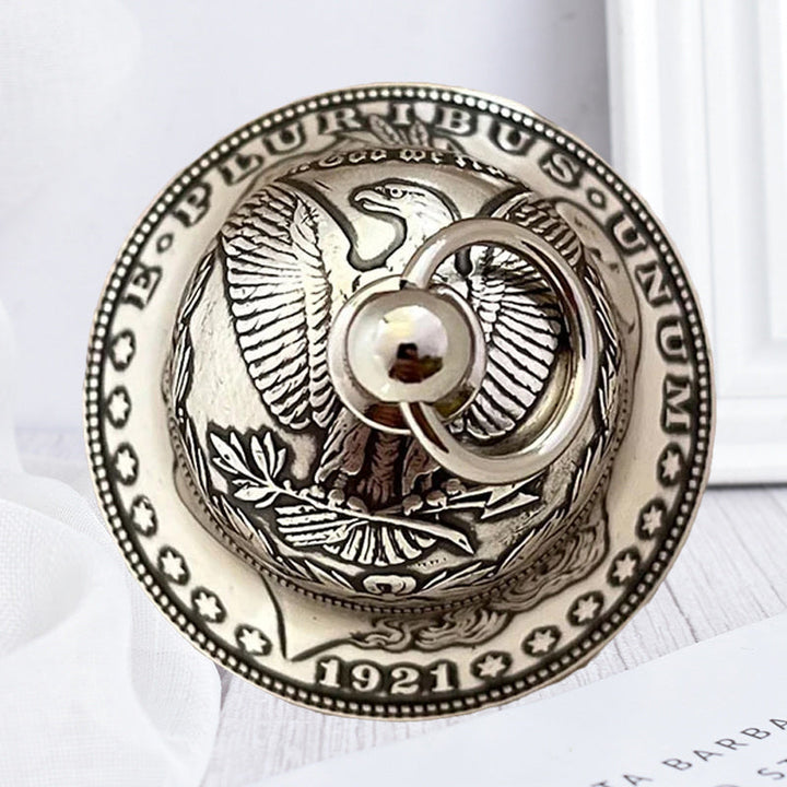 Vintage hopeadollari urdekor, håndlavet af metal legering, detaljeret design tilføjer elegance til dit hjem.