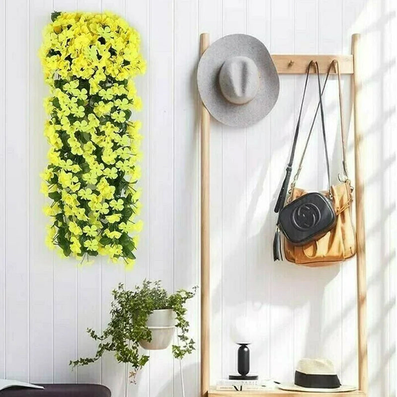 Violet hængende kunstig blomsterdekoration, fortryllende klynge, naturligt udseende, velegnet til hjemmet og begivenheder.