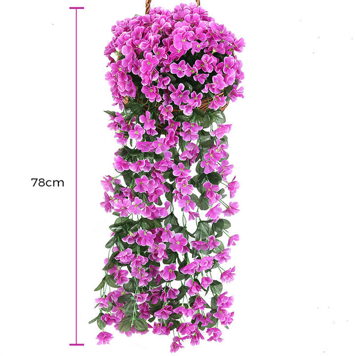 Violet hængende kunstig blomsterdekoration, fortryllende klynge, naturligt udseende, velegnet til hjemmet og begivenheder.