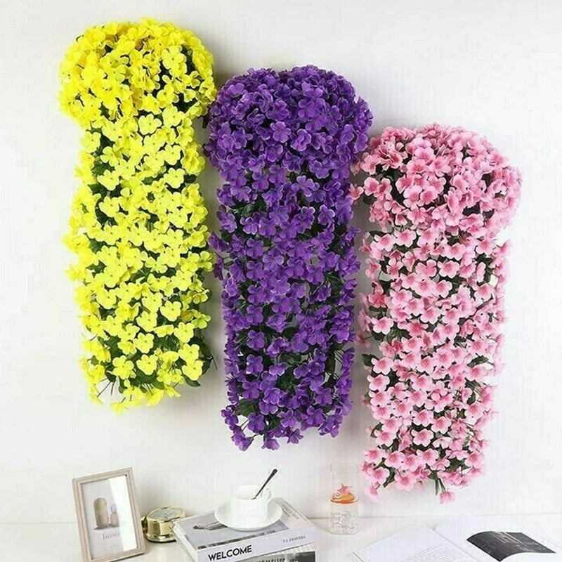Violet hængende kunstig blomsterdekoration, fortryllende klynge, naturligt udseende, velegnet til hjemmet og begivenheder.