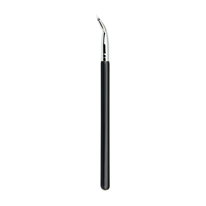Vifteformet vinklet øjenvippebørste, sort, massiv træskaft, elegant øjenmakeup, perfekte adskilte vipper.