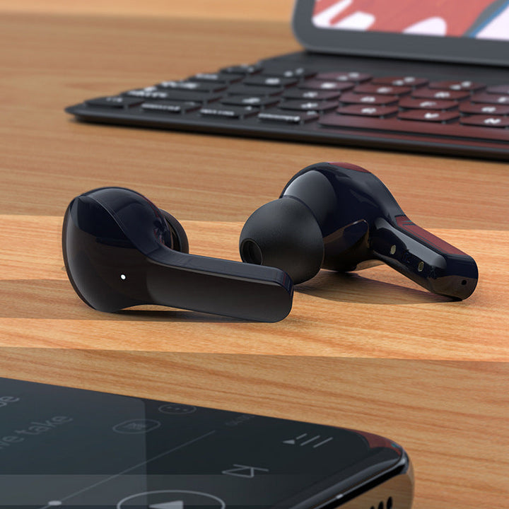 Farverige Bluetooth-høretelefoner med ENC og futuristisk gennemsigtigt etui, HiFi-stereolyd.