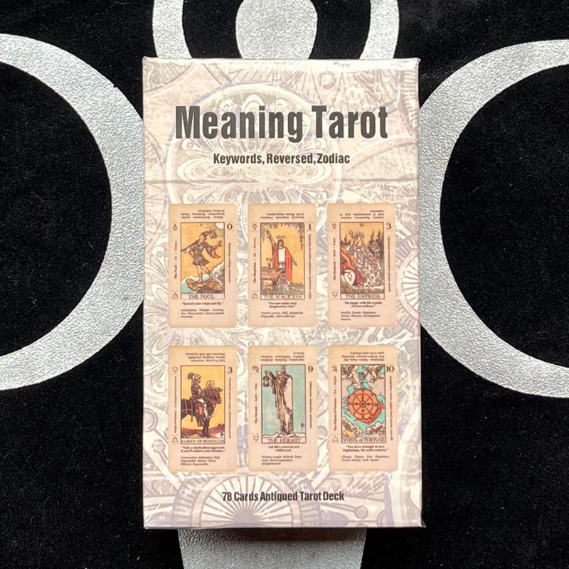 "Värikkäät Seikkailuaika-teemaiset 78 Tarot-korttia, mystinen lisävaruste itsetutkiskeluun ja ennustamiseen."