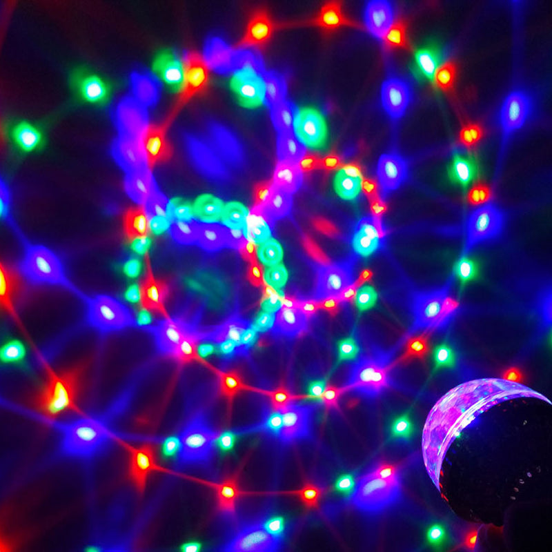 Farverig LED-rund lampe til haven med klare, farverige LED-lys og holdbart plastikhus.