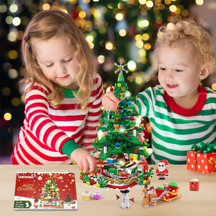 Farverig juletræs adventskalender til børn, grønt træ med 24 overraskelseslåger, spændende nedtælling for børn.