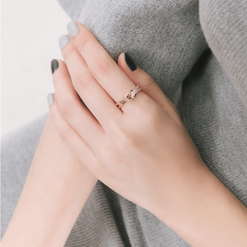 Venskabsring, klassisk design, sølv, rosaguld og guld nuancer, kobbermateriale, justerbar størrelse.