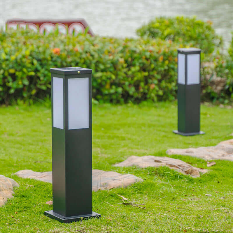 Moderne solcellelampe til udendørs brug