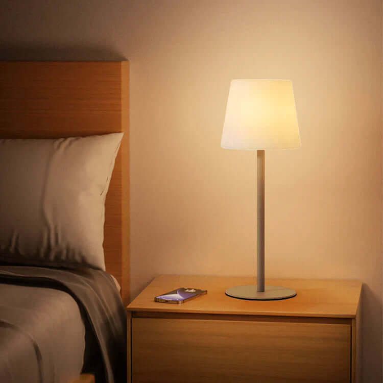 Moderne trådløs LED-bordlampe