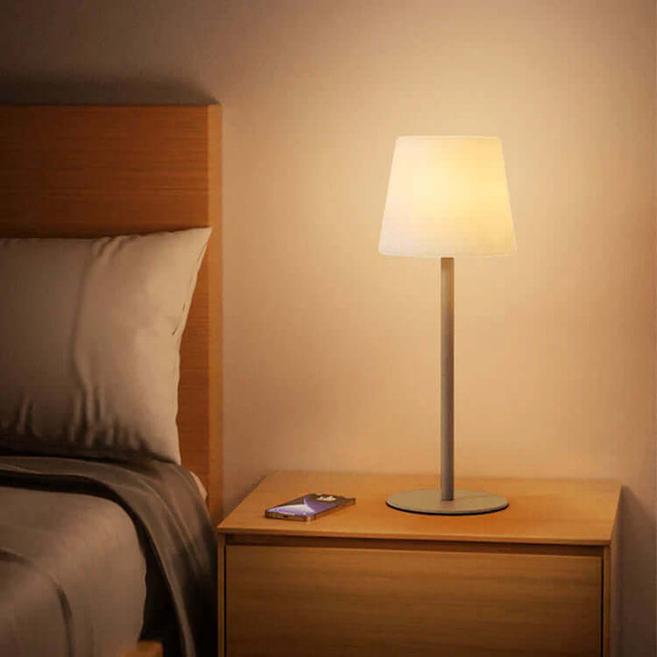 Moderne trådløs LED-bordlampe