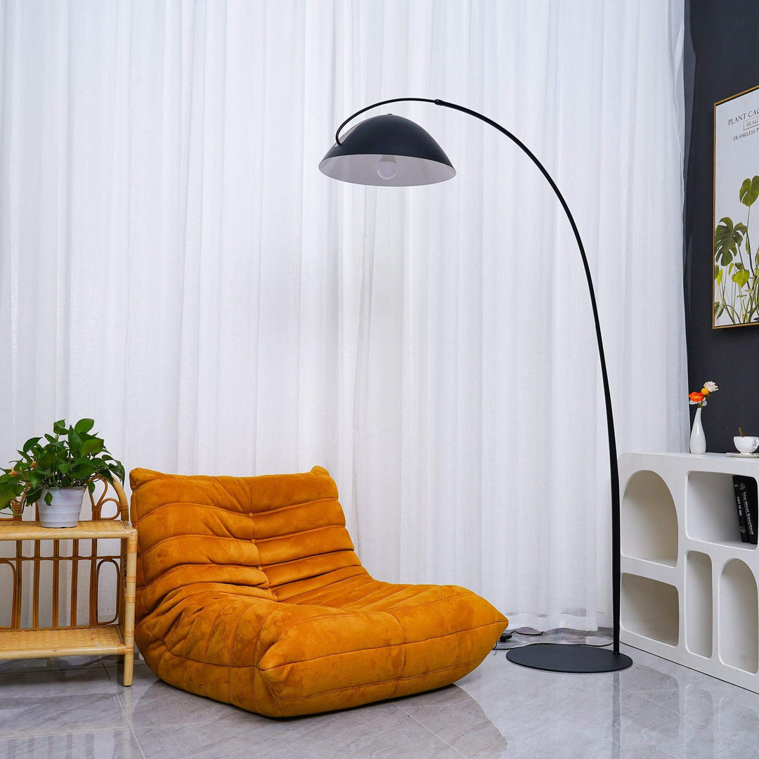 Buet Gulvlampe