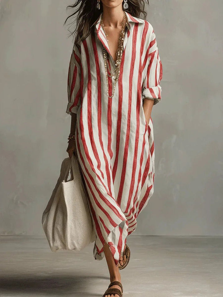 Alsidig stribet linned skjortekjole til damer. Oversized og casual design, ideel til hverdag eller strand.