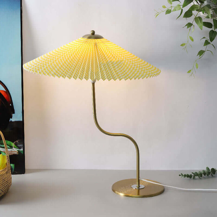 Stilfuld Bordlampe - Unikt Indretningslys