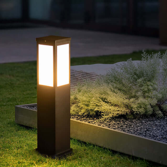Moderne solcellelampe til udendørs brug
