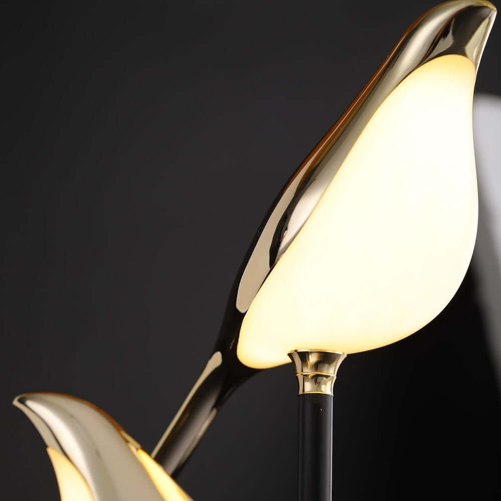 Moderne bordlampe i metal - Fugleformet
