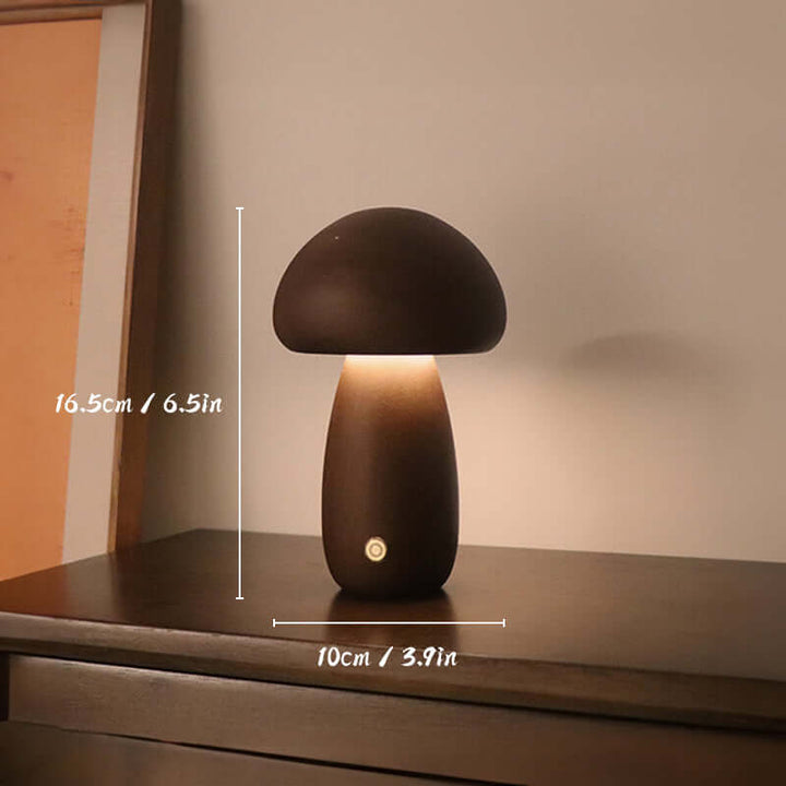 Genopladelig svaneformet bordlampe i træ