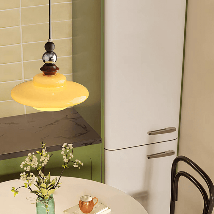 Middelalderlig Beige Glas Pendel Lampe