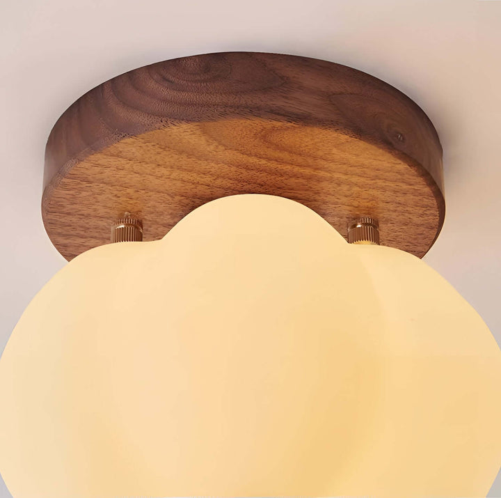 Hyggelig pæreformet loftslampe