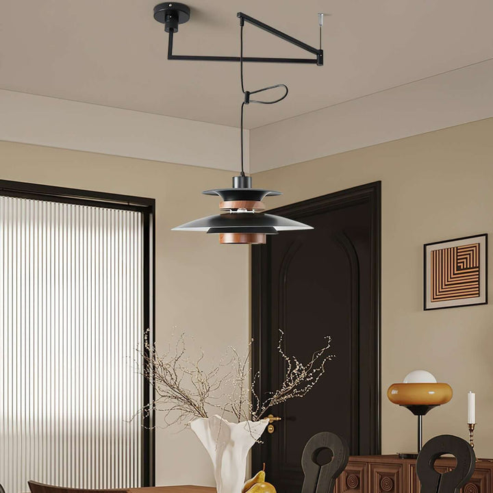 Moderne pendellampe med svingarm