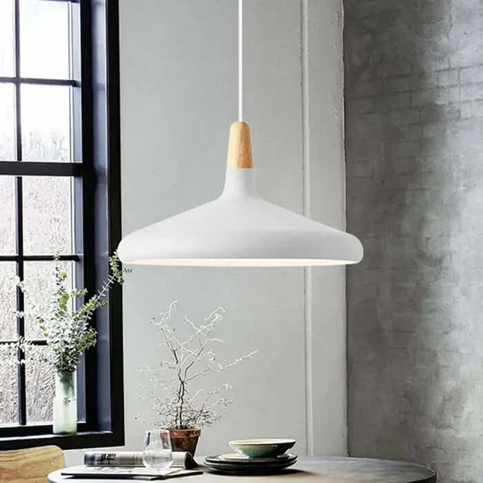 Moderne koniske metal pendellamper