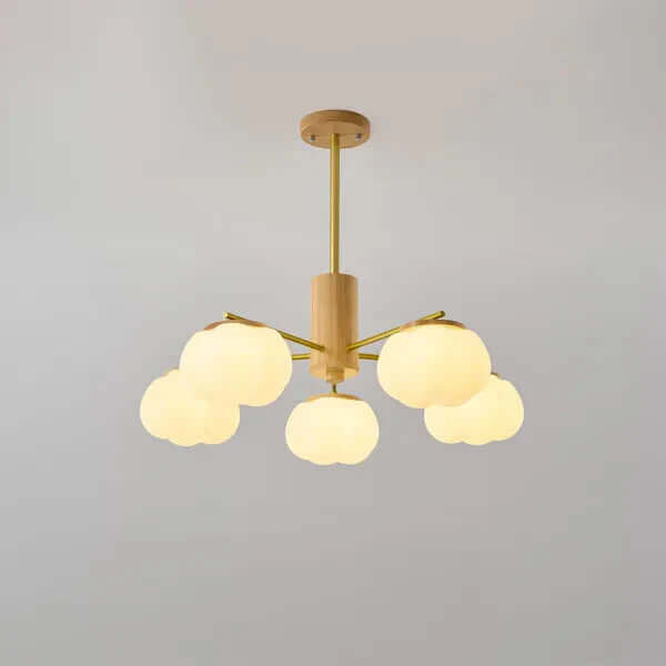 Moderne loftslampe i træ og bomuldskugler