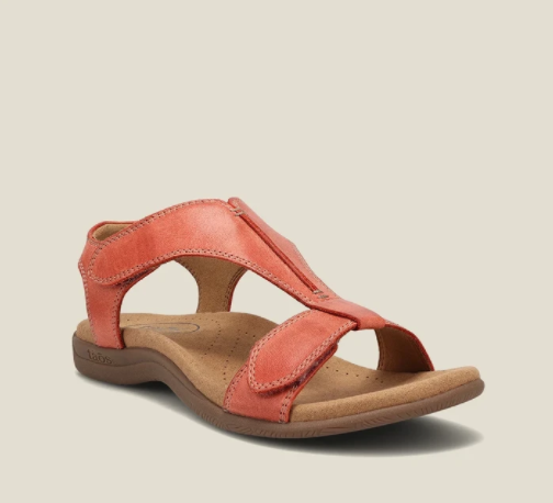 Komfortable dame sandaler med svangstøtte og justerbar tårem, til aktivt sommerfodtøj.