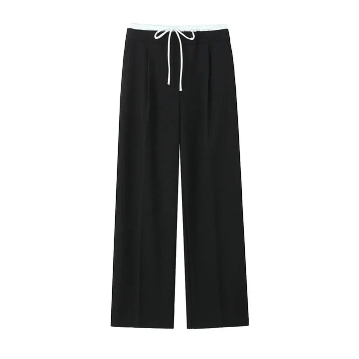 Komfortable wide leg bukser til kvinder; polyester blanding sikrer løs pasform og behagelig oplevelse.
