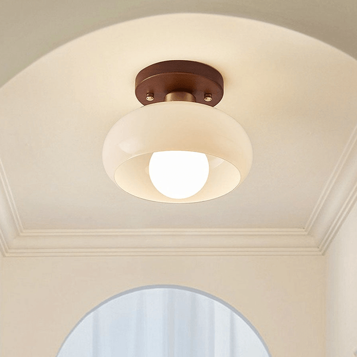 Hvid vintage lille loftslampe til entréen