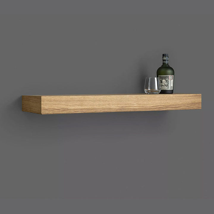 Moderne væghylde i hvid til boligindretning, med et hemmeligt rum for sikker opbevaring.