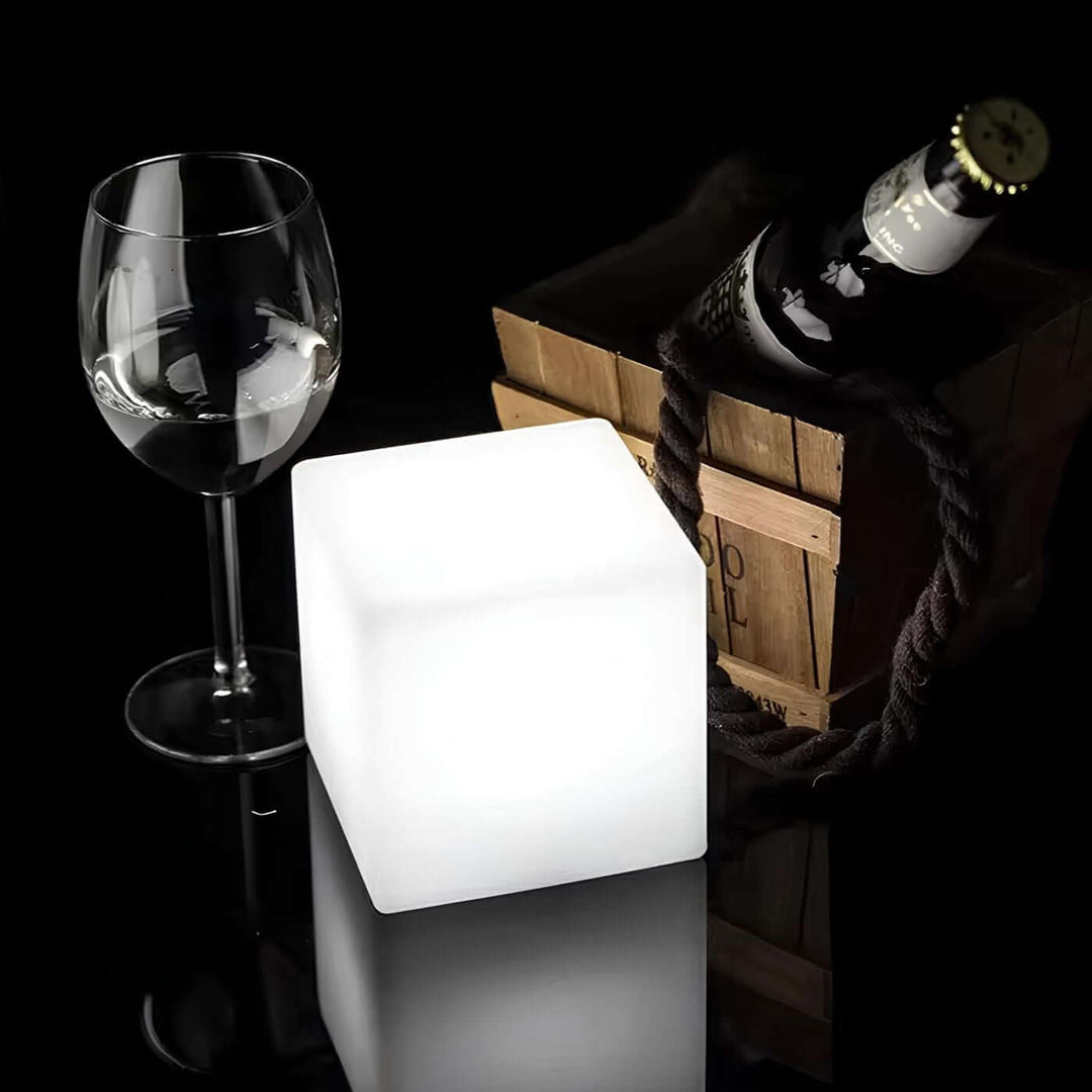 Kubisk Have Lampe