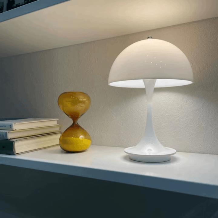 Moderni LED-pöytävalaisin, langaton ja himmennettävä