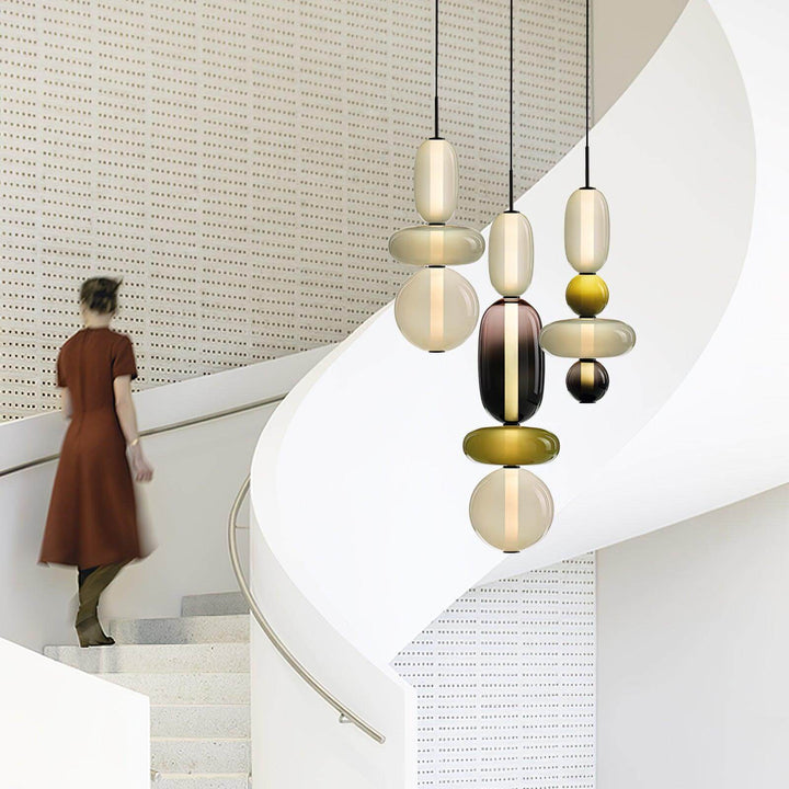 Moderne farverig glaspendellampe