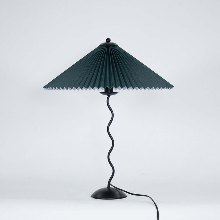 Buet Skrivebordslampe – Moderne Dekorationsobjekt