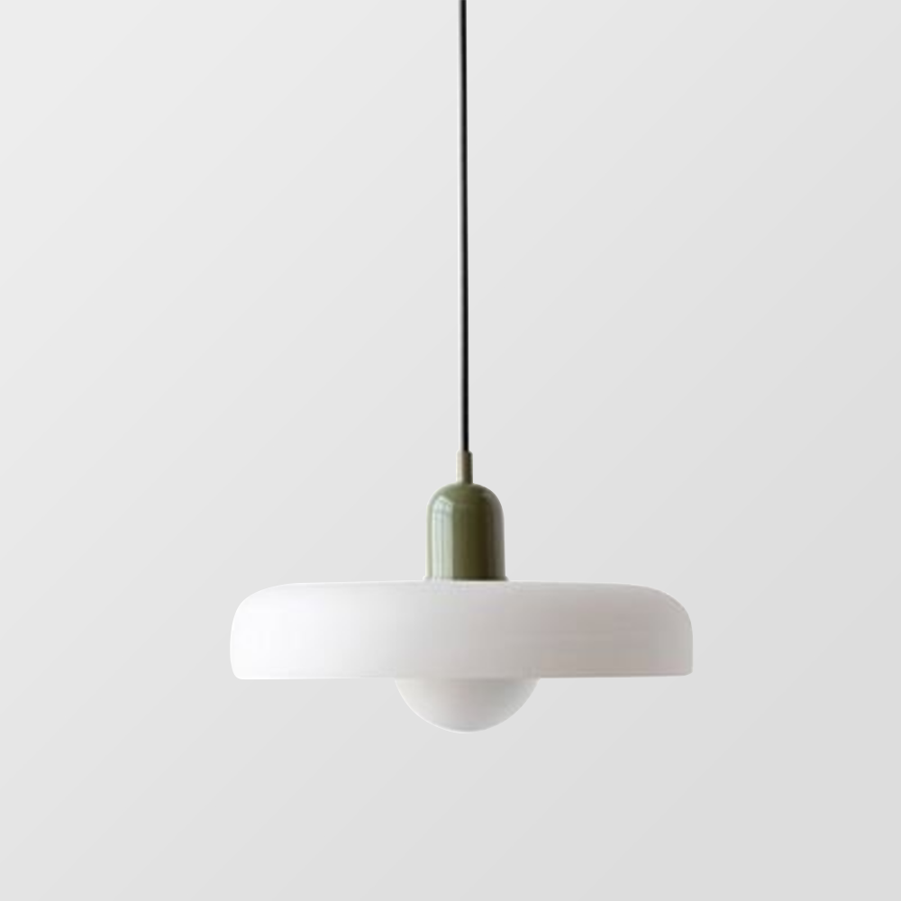 Klassisk Bauhaus pendellampe. Håndblæst farvet glas, designet for tidløs elegance.