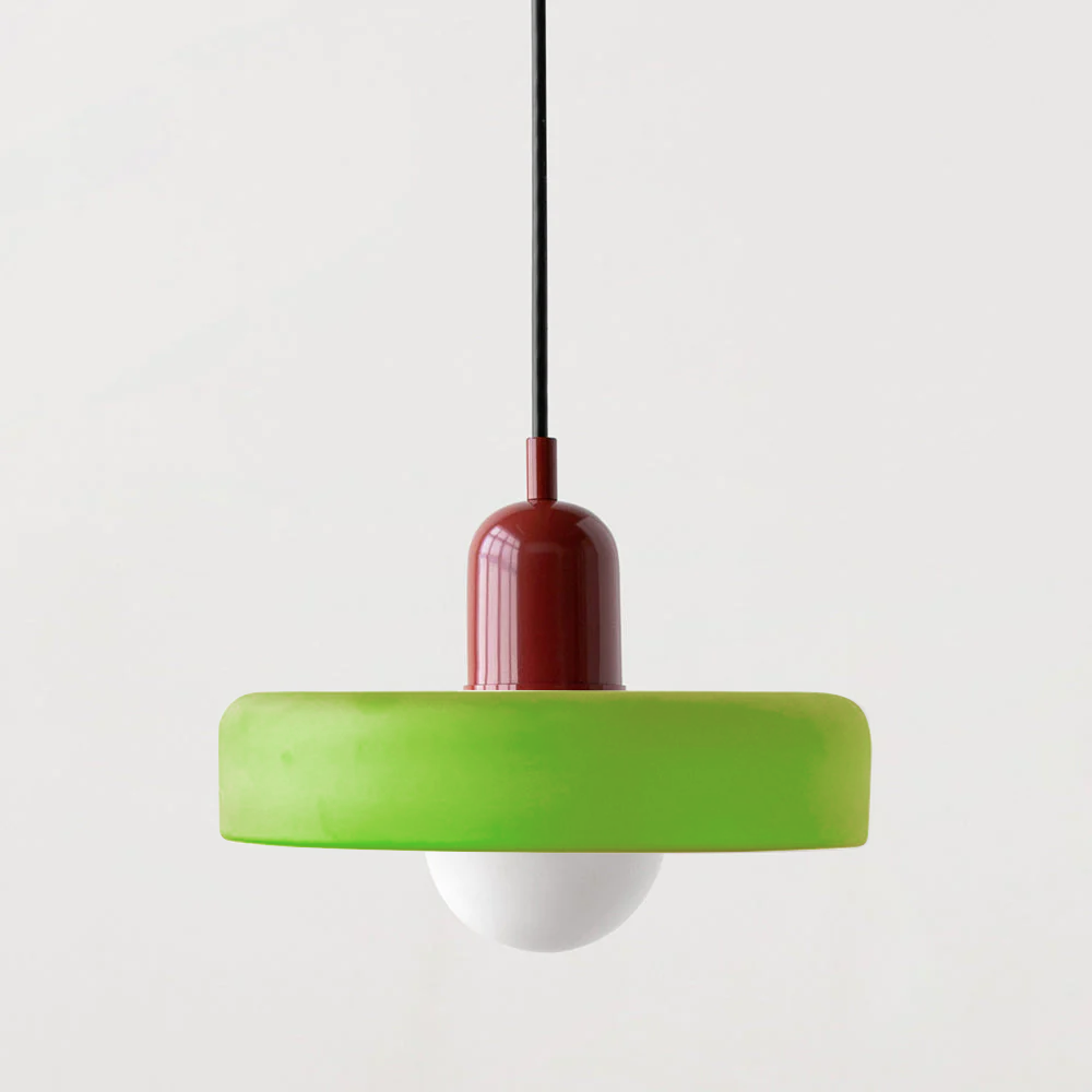 Kunstnerisk pendellampe i farvet glas. Bauhaus design til elegant og stemningsfuld bolig.
