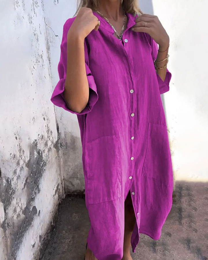 Lang, flydende boho maxikjole til kvinder. Komfortabel skjortekjole, perfekt som elegant sommerkjole.