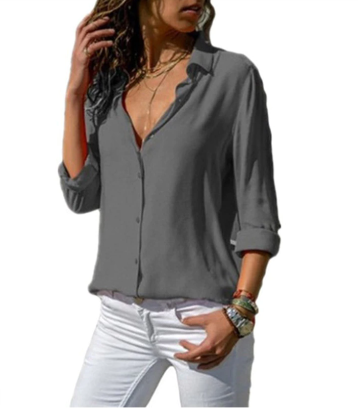 Detaljeret dame skjorte med elegant stil; en komfortabel bluse til moderne kvinder.
